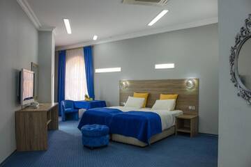 Люкс с гидромассажной ванной в Отеле Platinum Hotel